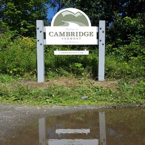Welcome to Cambridge carved sign